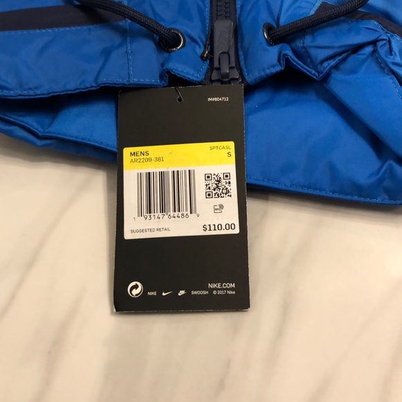 NWT Men’s Nike Windbreaker Jacket - Picture 3 of 4